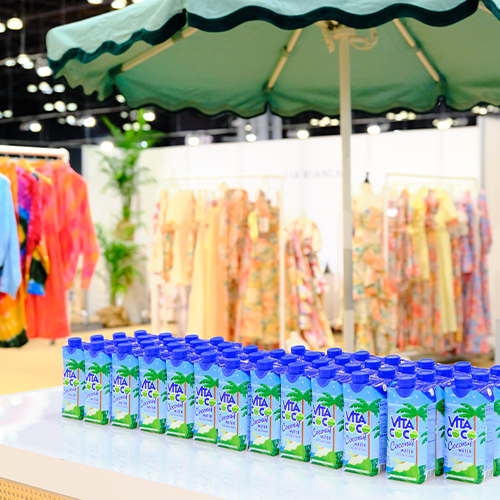 COT_NYW261_EE_COT_VitaCocoGiveaway