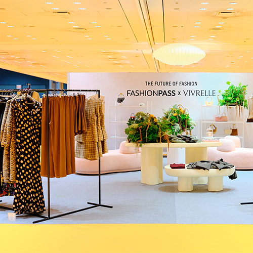 COT_NYW261_EE_COT_FASHIONPASS-MockShop